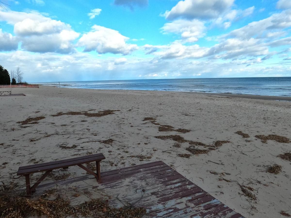 Sunrise Beach Oscoda @ Surfside المظهر الخارجي الصورة